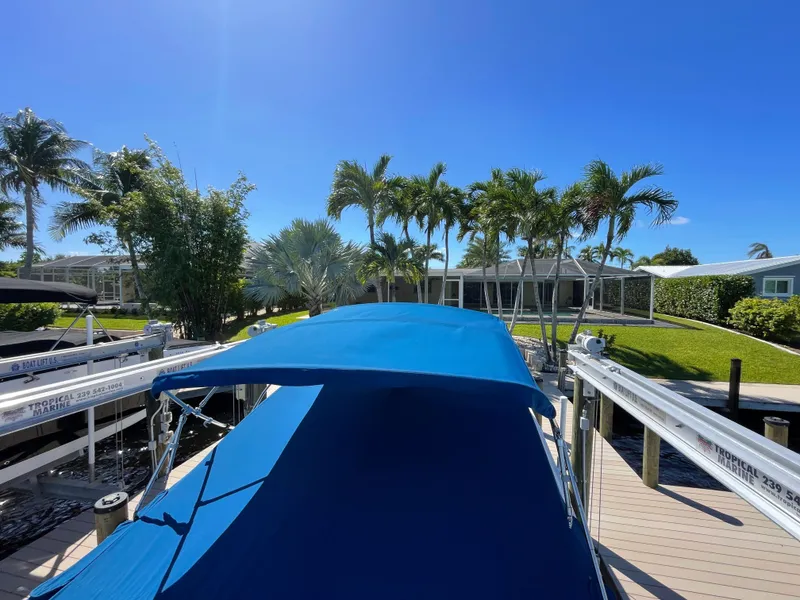 Slide: The Image of Four Winns HD240 2018 - 15