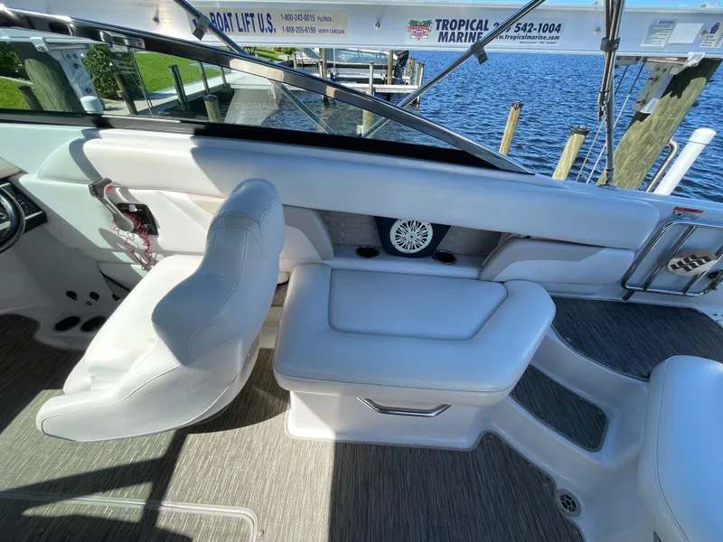 Slide: The Image of Four Winns HD240 2018 - 20