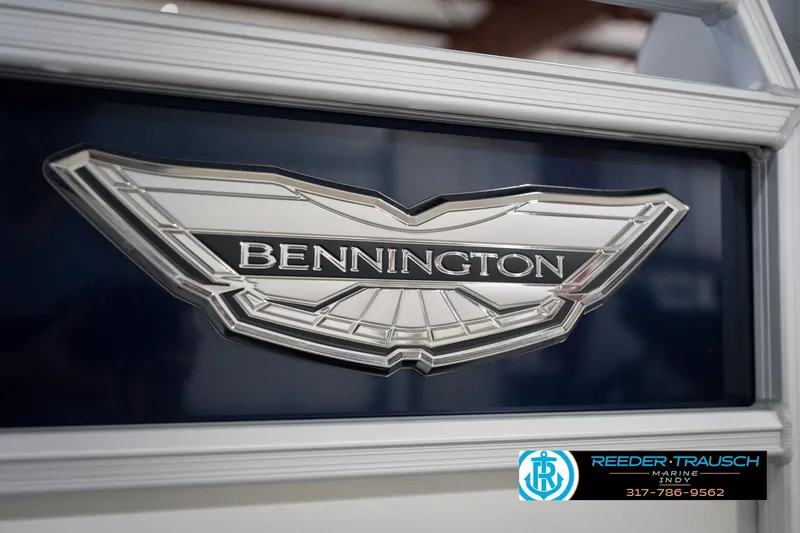 Slide: The Image of Bennington 22 MFB 2026 model emblem with Reeder-Trausch Marine contact details. - 51