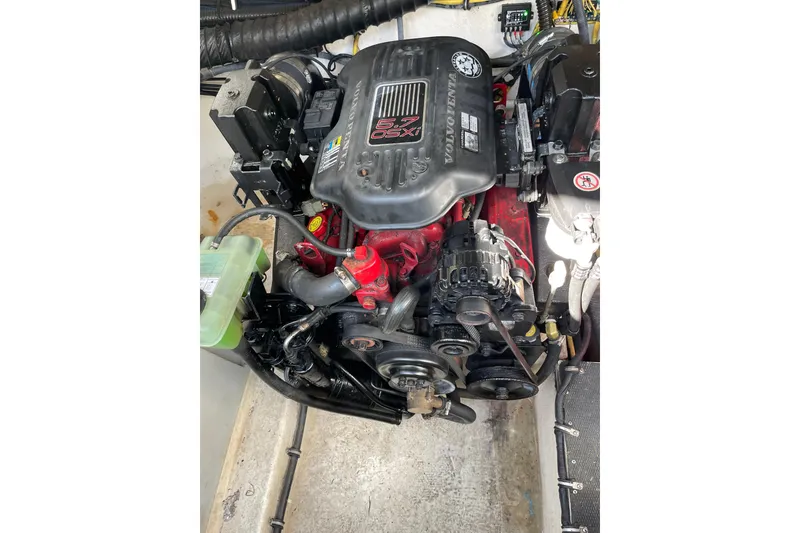 Slide: The Image of Engine of 2007 Chaparral 330 Signature boat, featuring Volvo Penta 5.7 OSXi. - 34