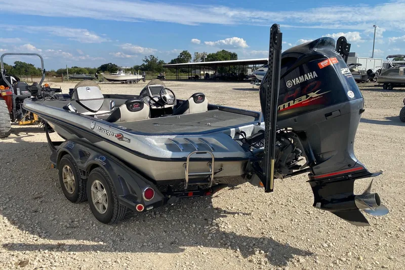 Slide: The Image of 2018 Ranger Z520 Comanche Ranger Cup boat with Yamaha engine on a trailer. - 3