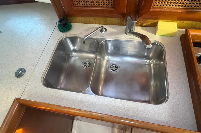 Slide: The Image of Stainless steel double sink in 1998 Beneteau Oceanis 352 yacht kitchen. - 28