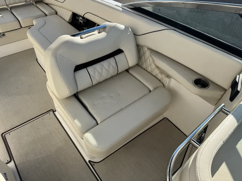 Slide: The Image of Regal LS6 2023 - 27