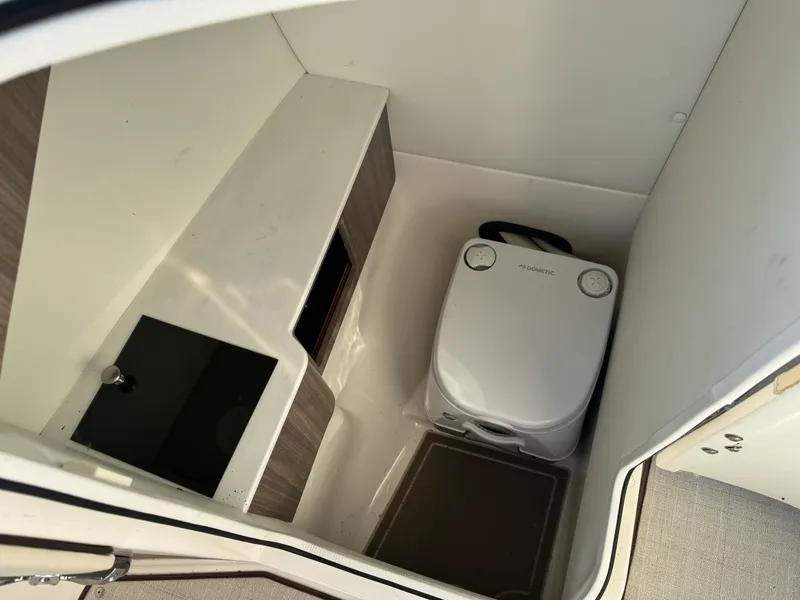 Slide: The Image of Regal LS6 2023 - 31