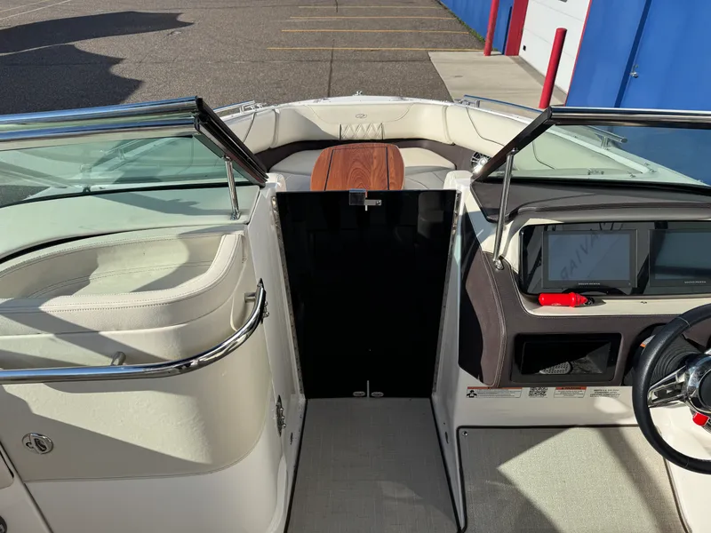 Slide: The Image of Regal LS6 2023 - 35