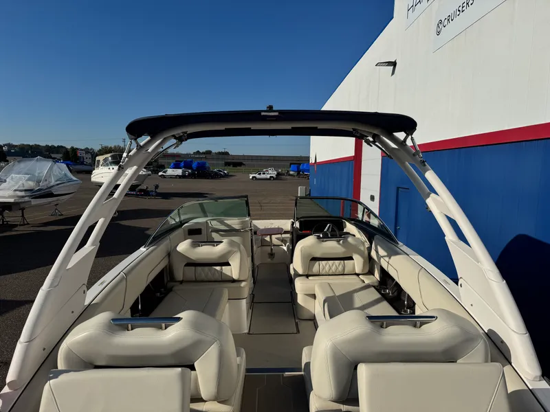 Slide: The Image of Regal LS6 2023 - 9