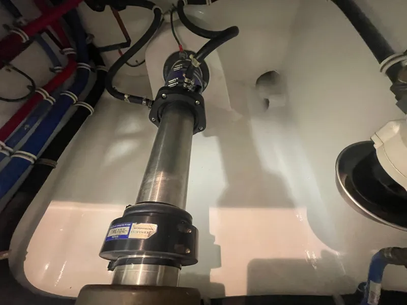 Slide: The Image of Hatteras GT63 2013 - 142