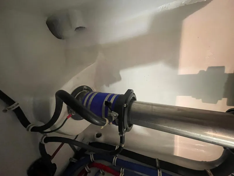 Slide: The Image of Hatteras GT63 2013 - 143