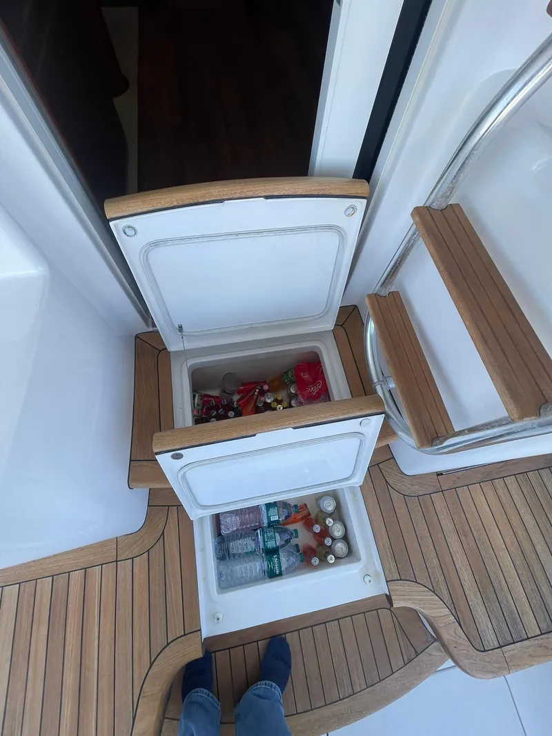 Slide: The Image of Hatteras GT63 2013 - 199