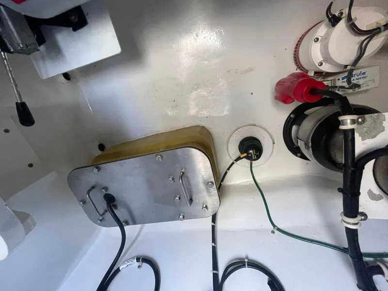 Slide: The Image of Hatteras GT63 2013 - 63