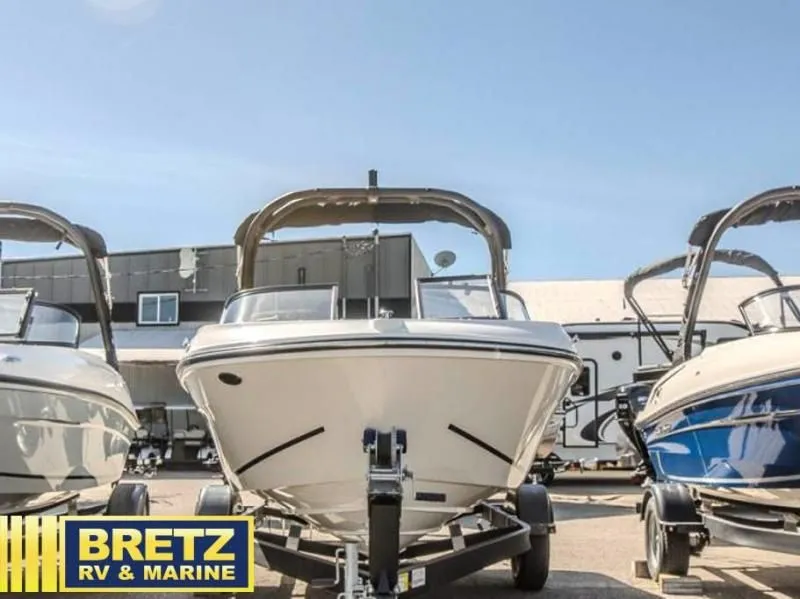 Slide: The Image of VR Series VR4 Bowrider 2025 - 3