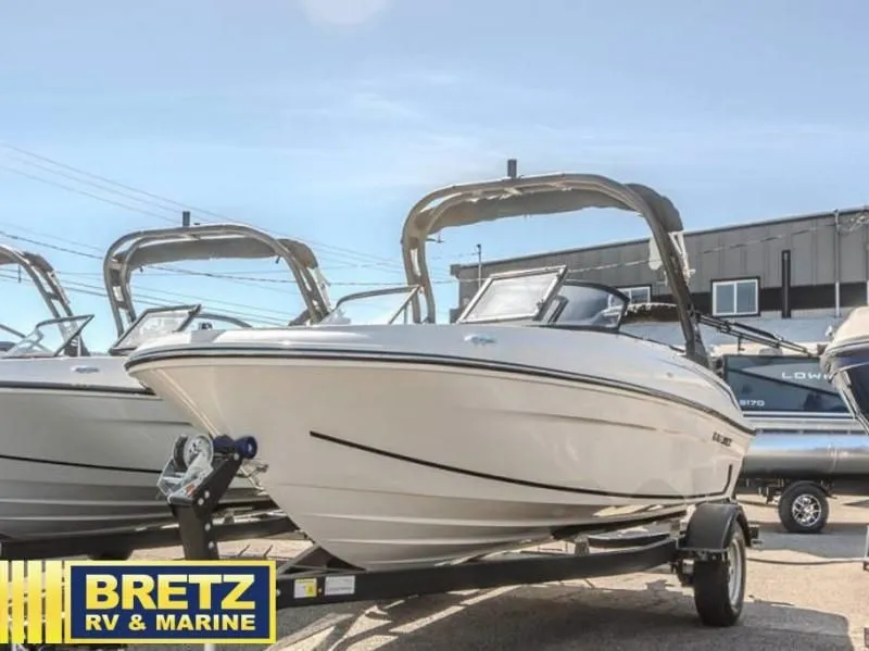 Slide: The Image of VR Series VR4 Bowrider 2025 - 4