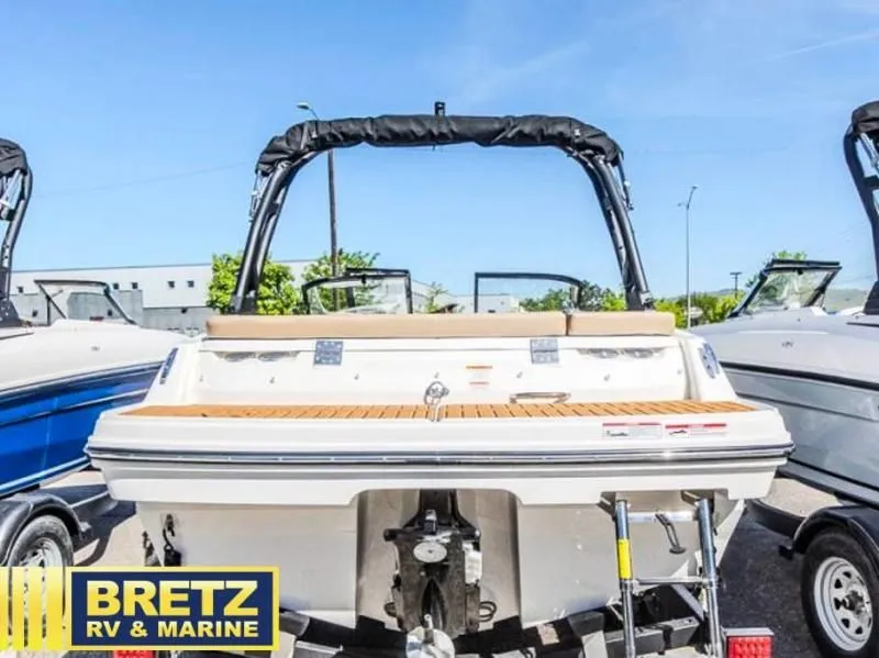 Slide: The Image of VR Series VR4 Bowrider 2025 - 6