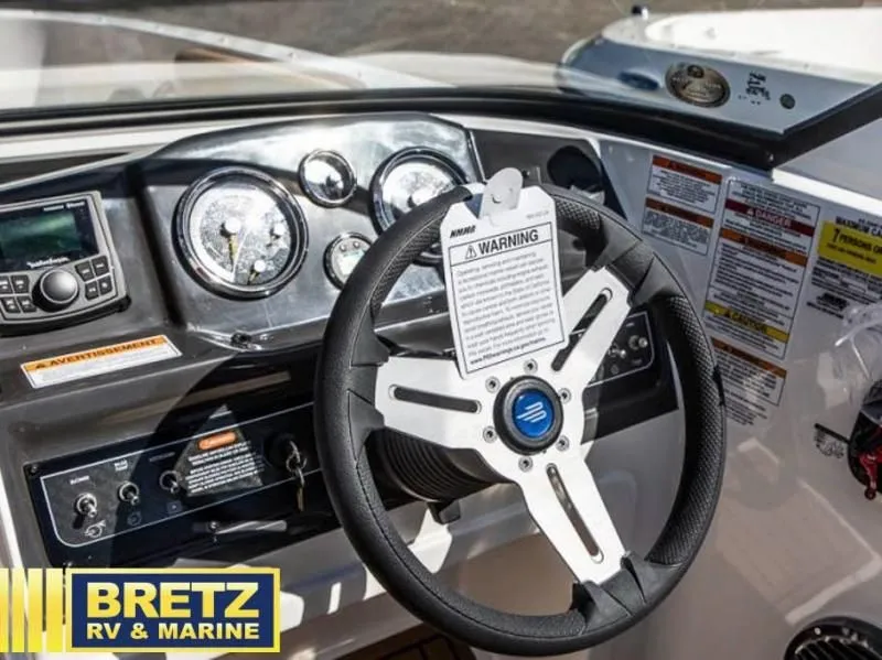 Slide: The Image of VR Series VR4 Bowrider 2025 - 8