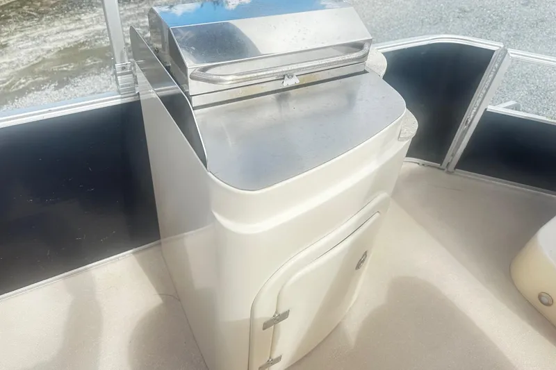 Slide: The Image of Stainless steel grill on 2011 Godfrey Aqua Patio 240 Pontoon boat deck. - 19