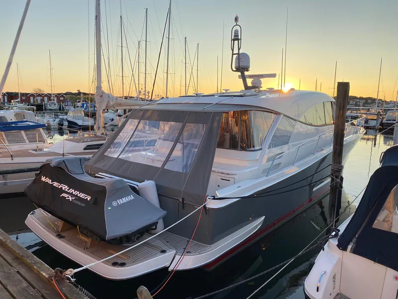 Slide: The Image of Riviera 505 SUV 2022 - 57