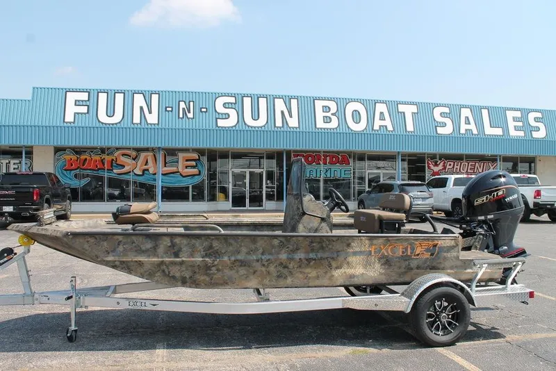 The Image of 2026 Excel 1854 F4 Shallow Water boat at Fun-N-Sun Boat Sales dealership. - 1