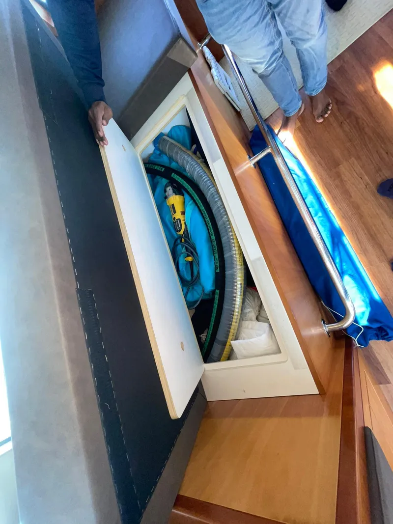 Slide: The Image of Hatteras 63 GT Enclosed Bridge 2013 - 102