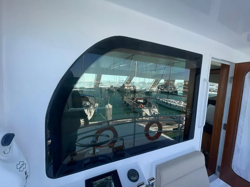 Slide: The Image of Hatteras 63 GT Enclosed Bridge 2013 - 112