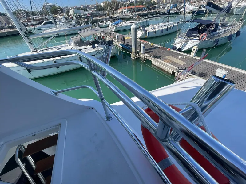Slide: The Image of Hatteras 63 GT Enclosed Bridge 2013 - 114