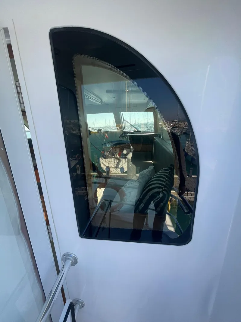 Slide: The Image of Hatteras 63 GT Enclosed Bridge 2013 - 115