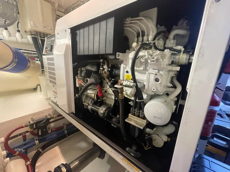 Slide: The Image of Hatteras 63 GT Enclosed Bridge 2013 - 145