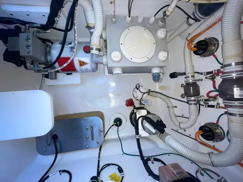 Slide: The Image of Hatteras 63 GT Enclosed Bridge 2013 - 61
