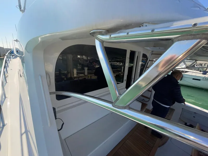 Slide: The Image of Hatteras 63 GT Enclosed Bridge 2013 - 77