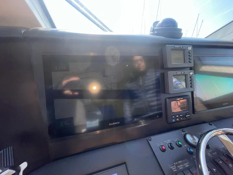 Slide: The Image of Hatteras 63 GT Enclosed Bridge 2013 - 90