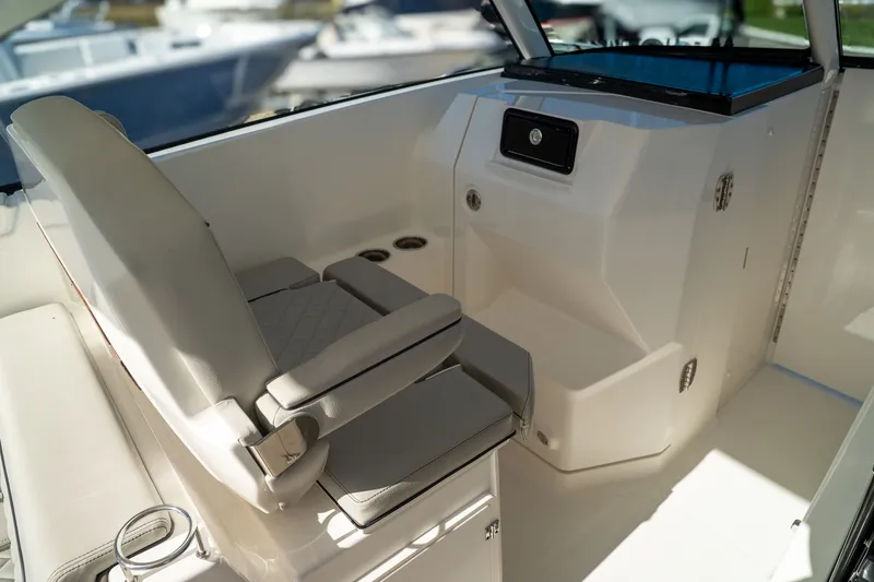 Slide: The Image of Pursuit DC 306 Dual Console 2024 - 14