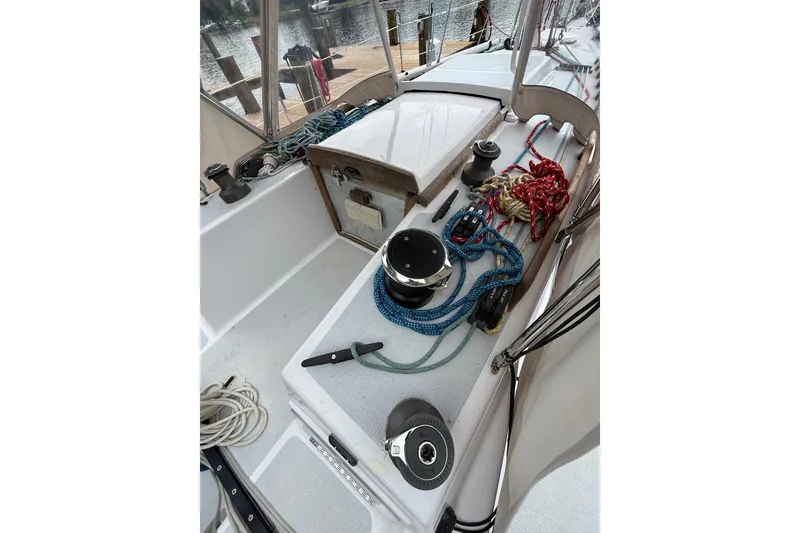 Slide: The Image of Cockpit of 1988 Sparkman & Stephens 36 sailboat with ropes and winches. - 17