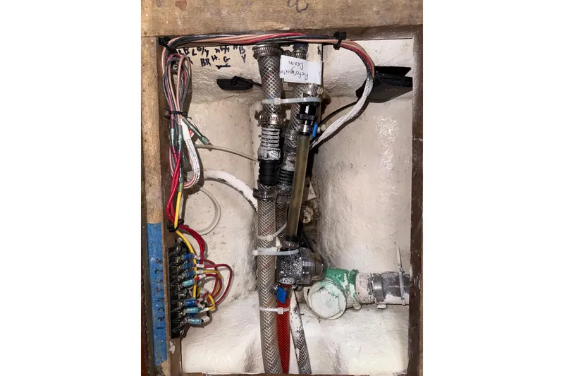Slide: The Image of Electrical and plumbing system inside 1988 Sparkman & Stephens 36 yacht. - 32