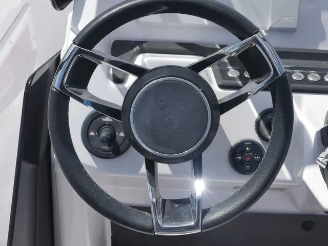 Slide: The Image of Axopar 22 T-Top 2022 - 21