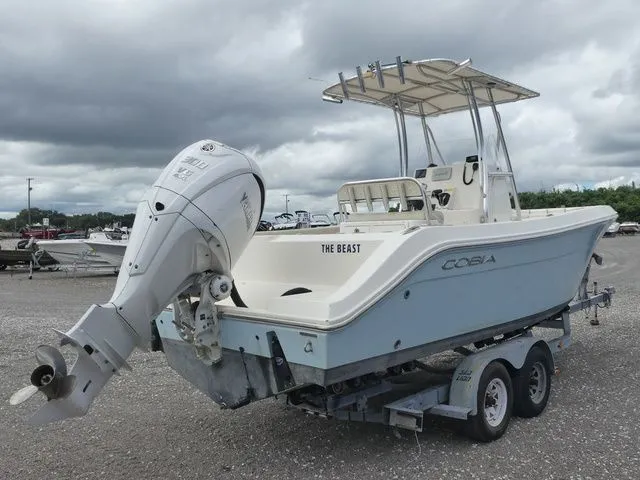 Slide: The Image of Cobia 237 Center Console 2022 - 4