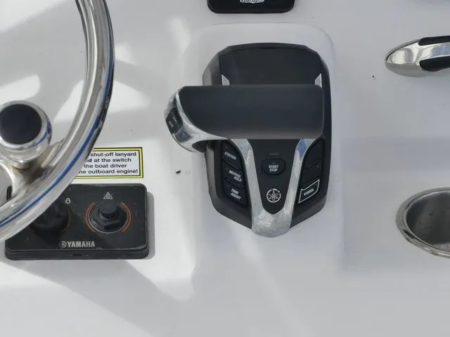 Slide: The Image of Aquasport 2200 Center Console 2024 - 19