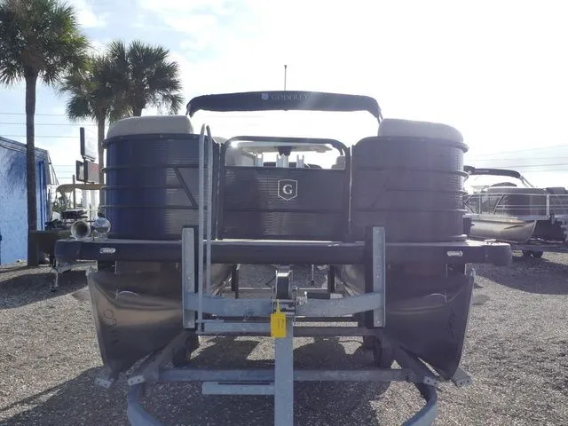 Slide: The Image of Godfrey Marine Sweetwater 2086 BF 2022 - 2