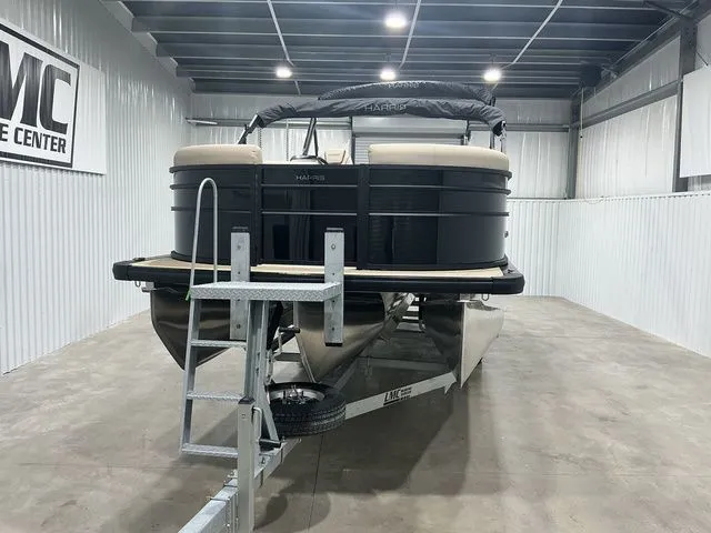 Slide: The Image of Harris Cruiser 230 SLDH 2026 - 2