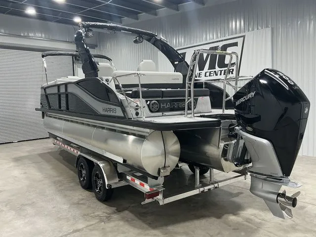 Slide: The Image of Harris Grand Mariner 250 SLDH 2026 - 14