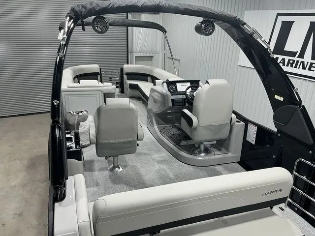 Slide: The Image of Harris Grand Mariner 250 SLDH 2026 - 19