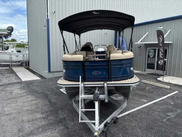 Slide: The Image of Veranda VP25RC 2024 - 2