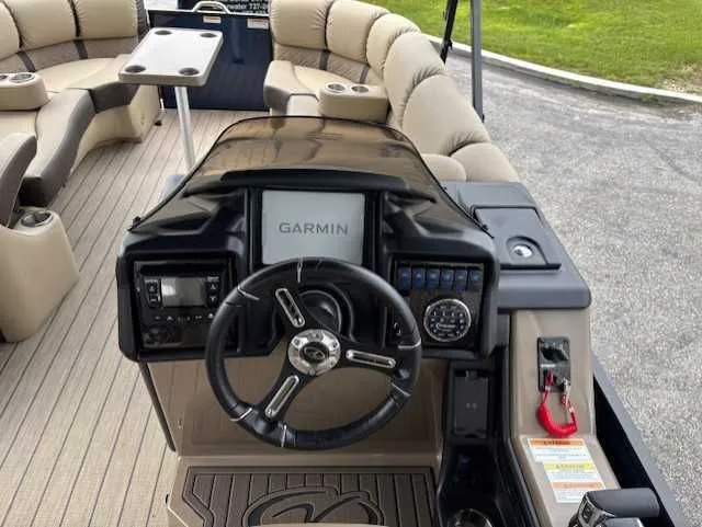 Slide: The Image of Veranda VP25RC 2024 - 8