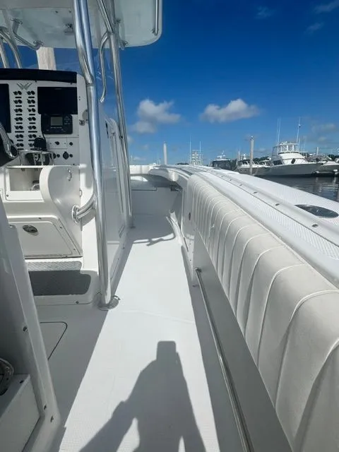 Slide: The Image of Southport 26 Center Console 2007 - 17