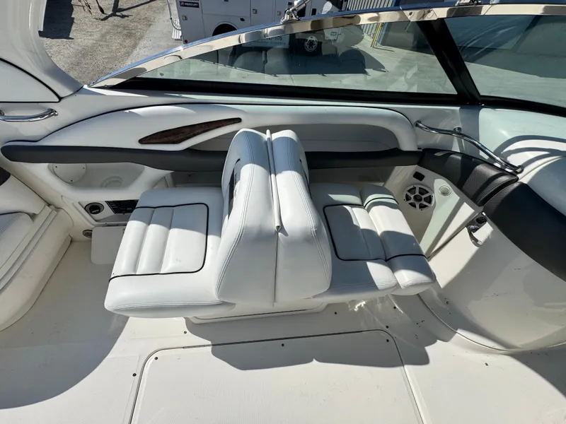 Slide: The Image of Sea Ray 290 SLX 2007 - 14