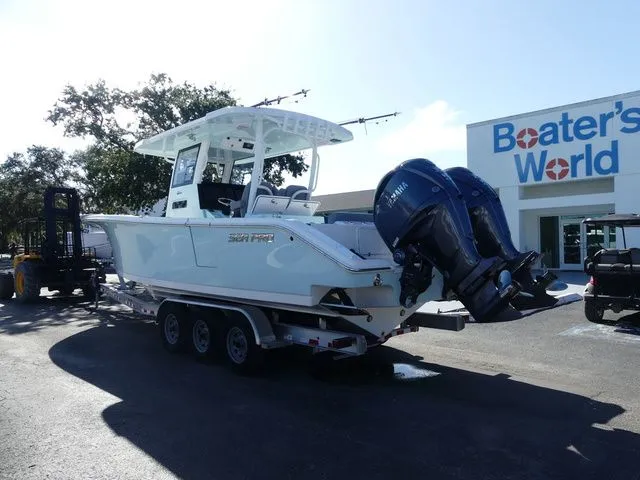 Slide: The Image of Sea Pro 322 Offshore DLX 2025 - 3