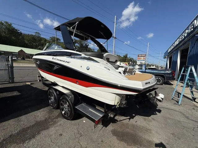 Slide: The Image of Crownline Boats 260 SS 2024 - 4