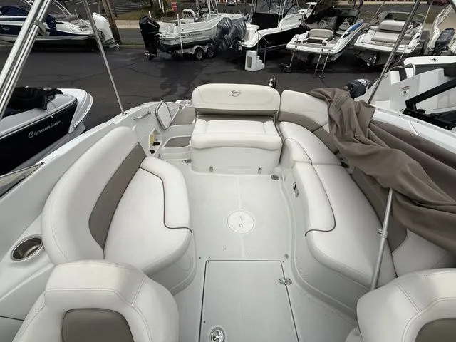 Slide: The Image of Crownline Boats Eclipse E6 2016 - 9