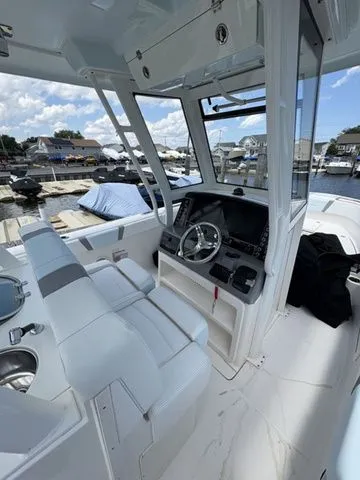 Slide: The Image of Robalo R272 Center Console 2020 - 21