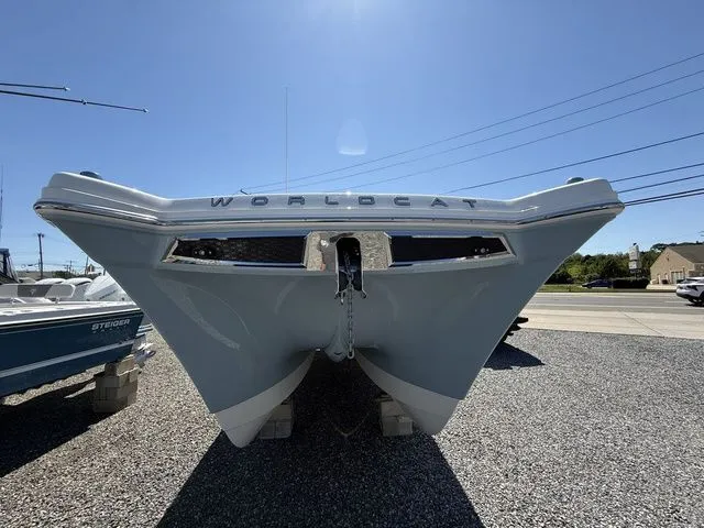 Slide: The Image of World Cat 280 DC-X 2026 - 3