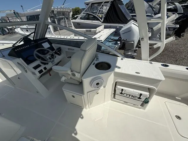 Slide: The Image of World Cat 280 DC-X 2026 - 6