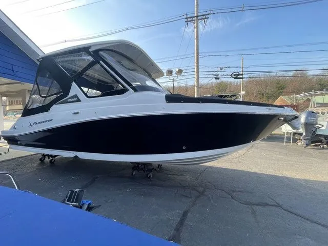 Slide: The Image of Finseeker 260 DC 2025 - 2